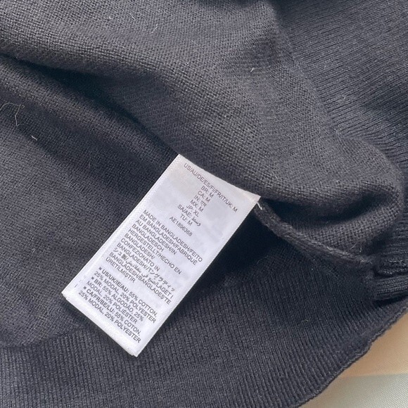 Mock neck size medium sweater black long sleeve NWOT - Picture 6 of 6